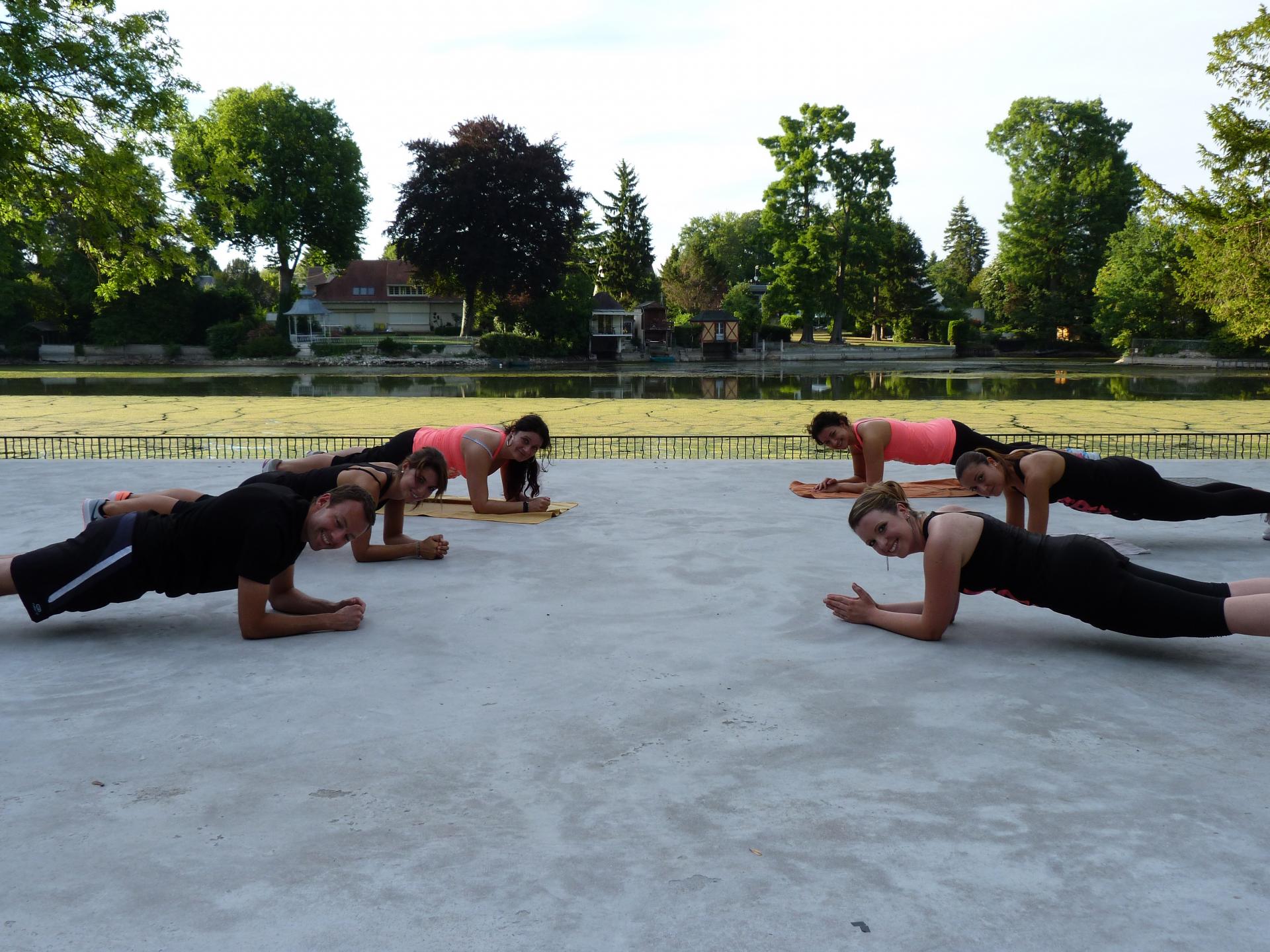 On tient en gainage...